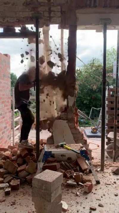 Why You Should Wear a Helmet Doing Construction Work!