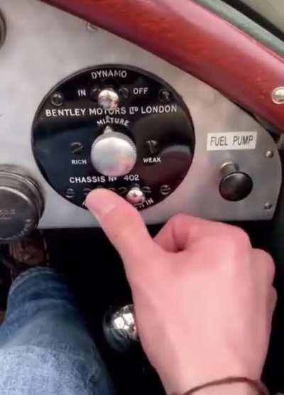 Real footage of me getting ready to trade every morning