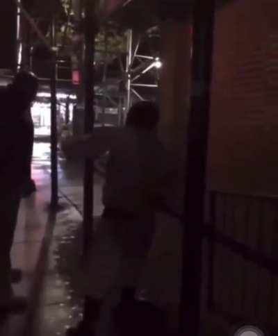 That last slap had folks ass waddling😭😭