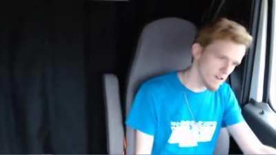 y are thr kids in the road