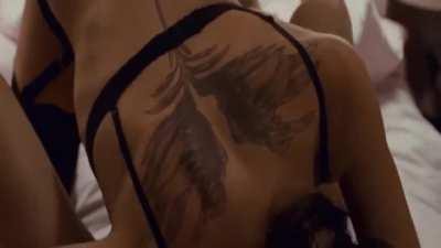 Mila Kunis and Natalie Portman in Black Swan