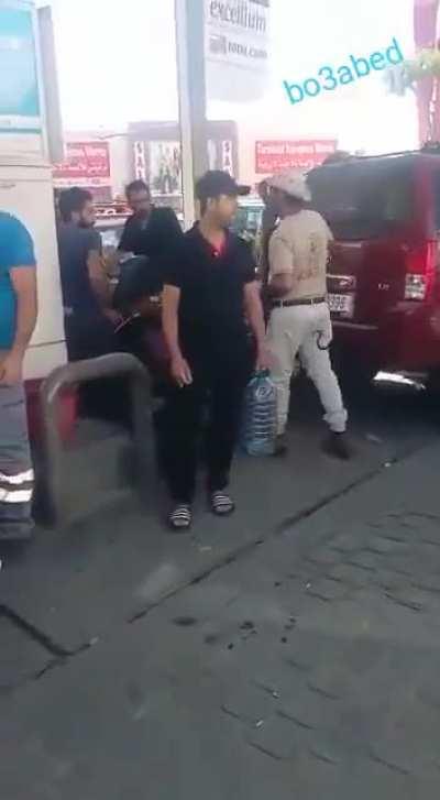 Can't find fuel? Easy peasy lemon squeezy, all you need is a bunch of snakes!