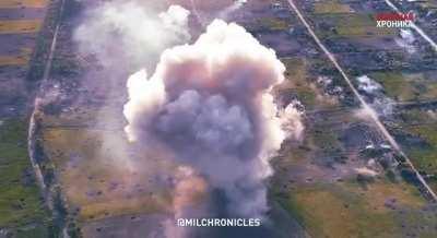 Compilation video of TOS-1A strikes in Ukraine 2022