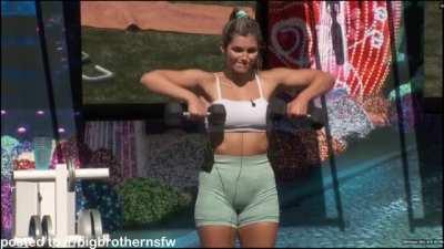Alyssa BB24 camel toe while working out