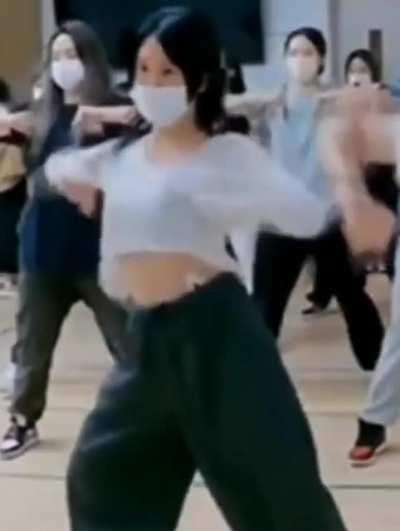 Chae's 🍈🍈 are growing?