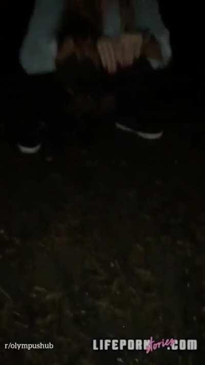 LifePornStories - Eveline Dellai (Eleman Eveline ve arkadaşlarıyla beraber festivale gidiyor.)