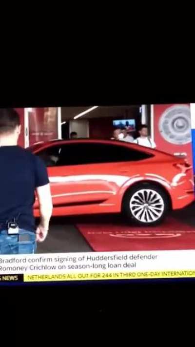 SKY Sports mistake Sadio Mane for some random guy after liverpool move