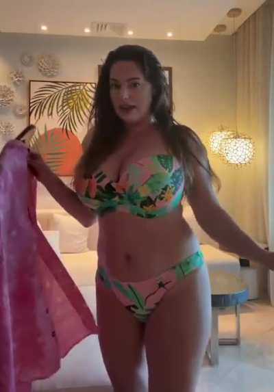 Kelly in a Bikini - IG March 2026