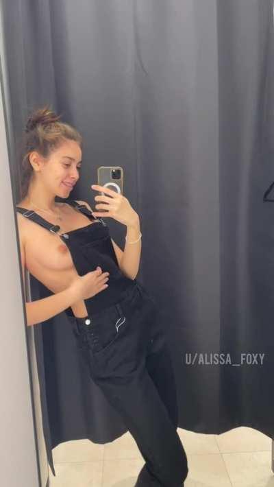 I don’t mind sharing this dressing room with you