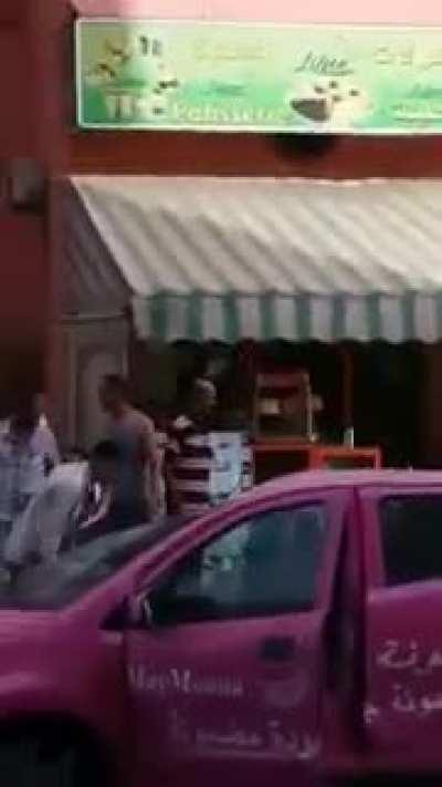 Let me cut down this tree in the middle of the street