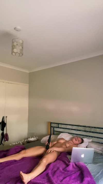 No one told me how addictive these wands are...