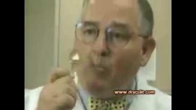 Karzheka eating his screen