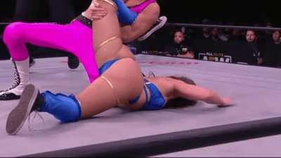 Little Skye Blue surrenders. So pathetic. 🤩