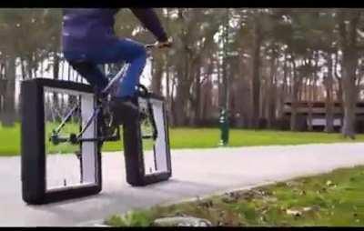 Genius invented a bicycle with square wheels 