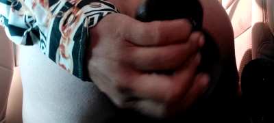 Everything is BIG n texas like this ass n my dildo 