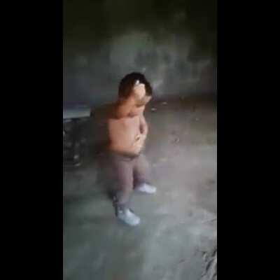 Look at those Moves Chico 😅Reylovesu Desesperado