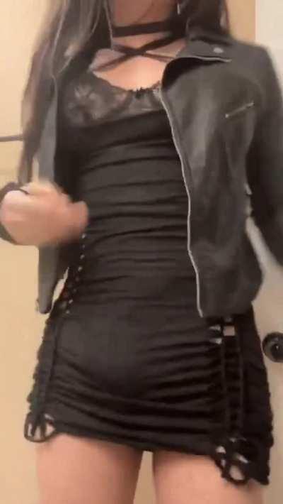 Say hi if I can send you nudes 💋