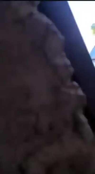 Esos por poco no la cuentan. Sucedio en Jalisco y dispararon la mini gun desde el helicoptero