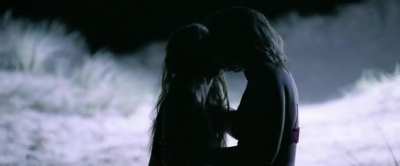 Molly Windsor & Stefanie Martini in Make Up (2019)