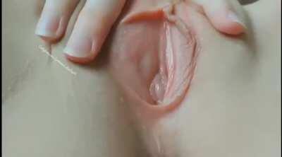 Want to see me spread my pussy and cum? Here's a lil gif of me cumming after edging. Free downloadable full vid when you join my onlyfans!