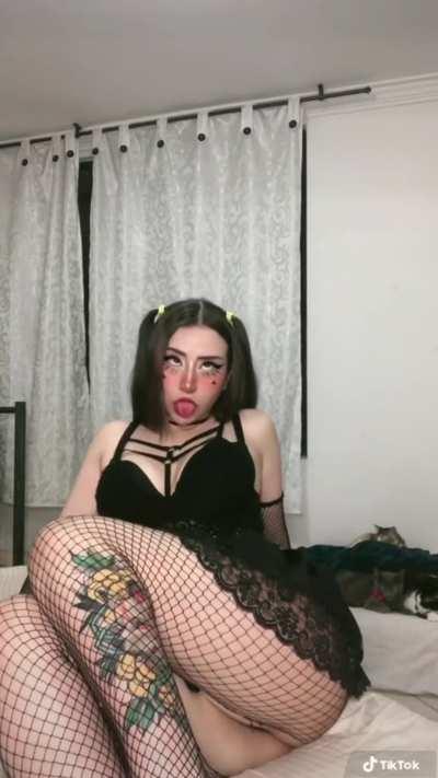 do you think you could satisfy me💕