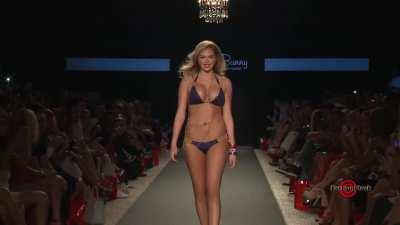 K@te Upton Runway Bounce #1....