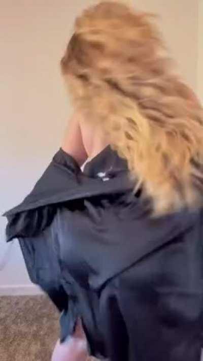 Do you like my mom bod from behind?