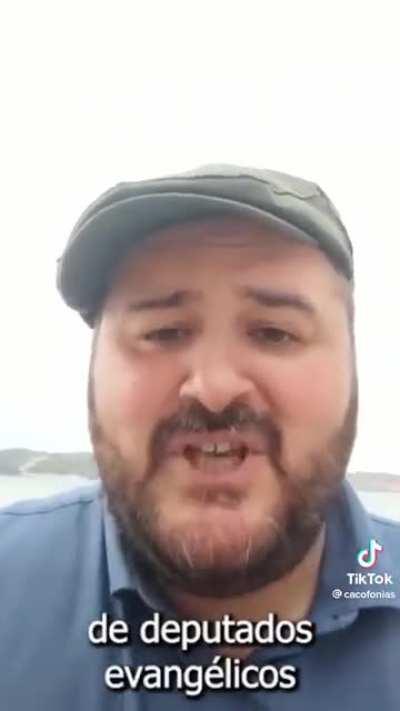 Bolsominions não deveriam poder sair do país