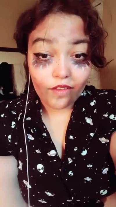 Isn’t that illegal?🤨