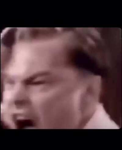 و المشكلة انه يكمل ههههه