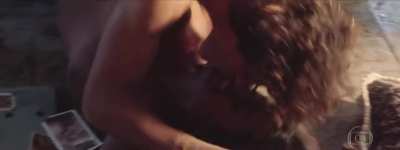 Waleska Freitas  - Dois Irmaos s01e03 (2017)