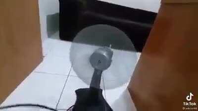 ventilator 100% auto-sustentável