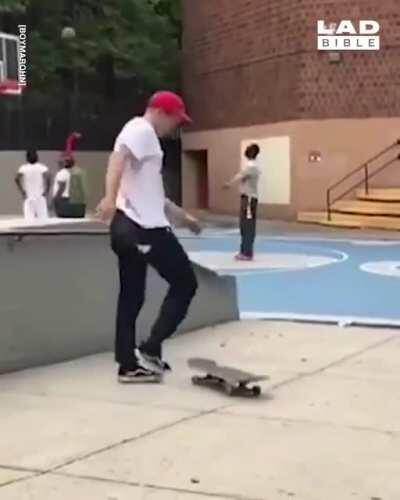 Skateboard Fail