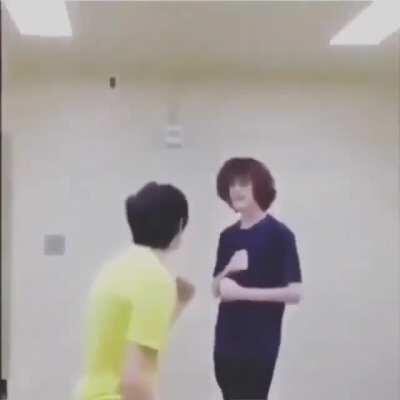 Hit em with the ol razzle dazzle