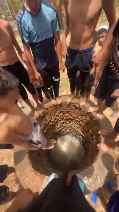 The entrance, leading to fountain masters dungeon, many have tried, few came back