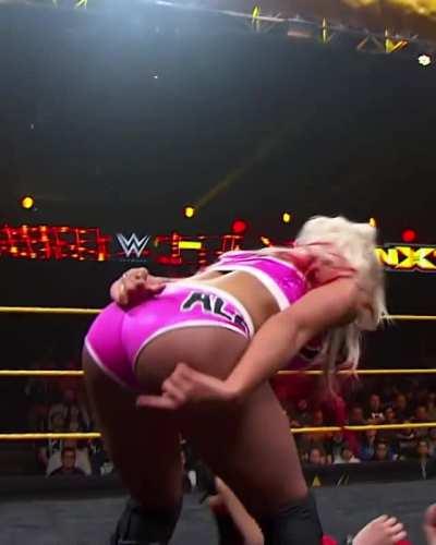 I always thought this was Alexa Bliss’ coolest NXT attire