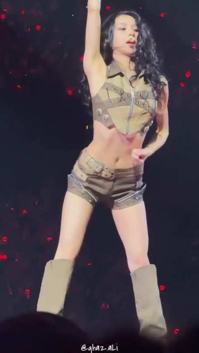 250928 - Celebrating Chaeyoung's return with some new 