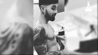 Greeicy rendon le meten los dedos en el culo 😏🍑 