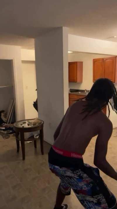 idk where this at but 😭😭😭