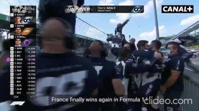 I made subtitles of the french commentator going mad over Gasly's victory :
