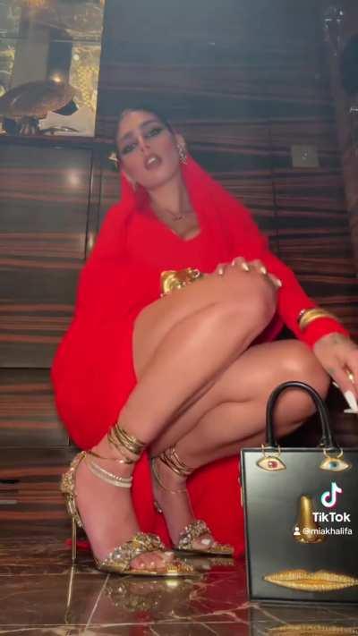 Not going to lie she’s been on fire this entire fashion week