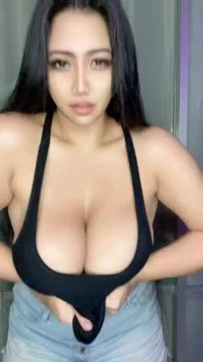 when i always try look sexy i end up laughing...is this cute or annoying haha?