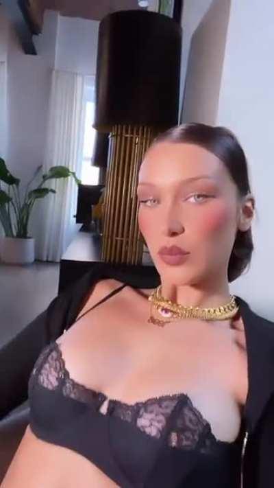 Bella Hadid
