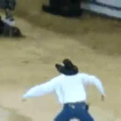 Fast forwarding time while exercising looks like this and nobody can convince me otherwise