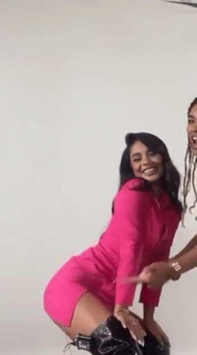Vanessa twerking her way into your life