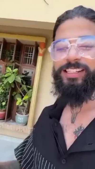 Kaam Aisa Karo ki kl Chalke 4 ruppee ghar mai aae 