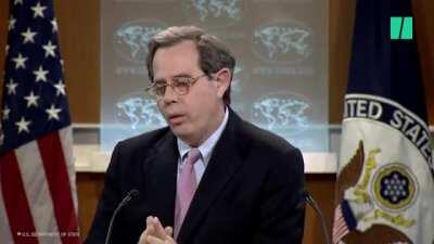 US State Department spokesperson left speechless when a reporter asks why he criticizes Iran's democracy while supporting Saudi Arabia