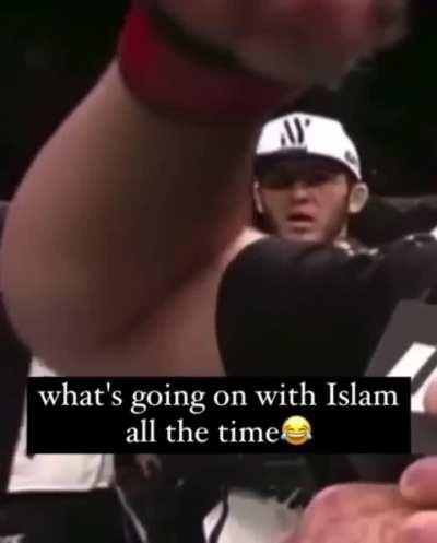 the x files music had me rolling lmao what is going on with Islam?