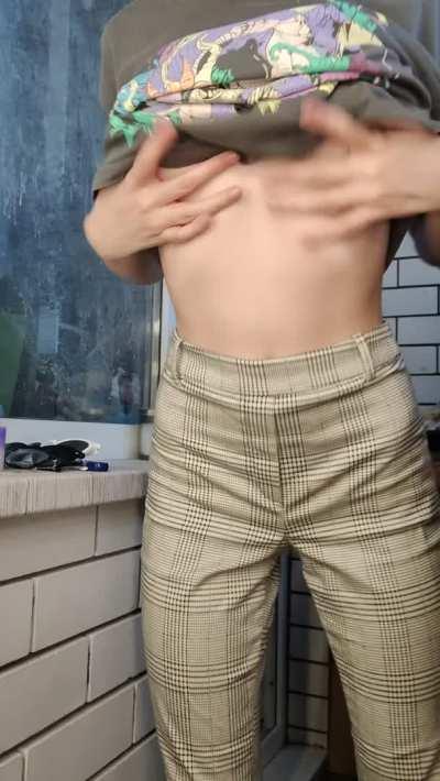 Are tiny redheads appreciated here?