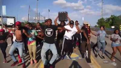 I miss the Dragon Ball super music during the UI banner